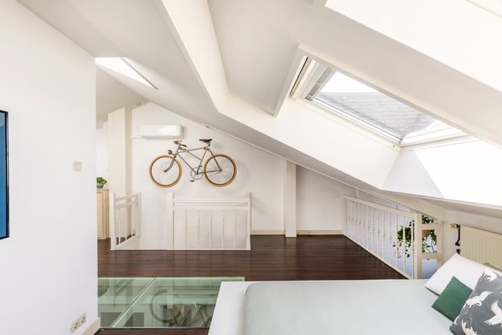 Photo 13 of Wijttenbachstraat 56-3