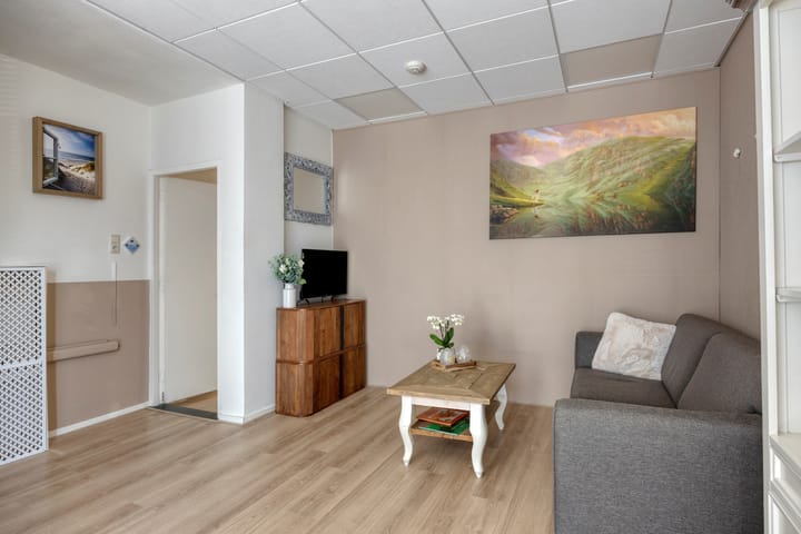 Photo 14 of Prins Hendrikstraat 183-A