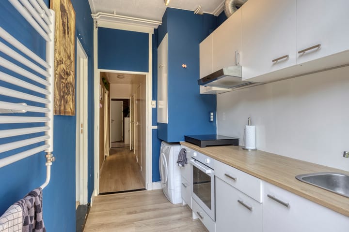 Photo 22 of Prins Hendrikstraat 183-A