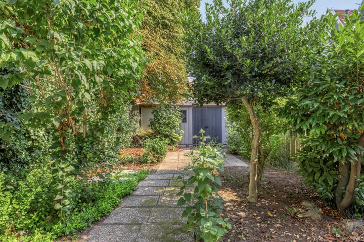 Photo 32 of Prins Hendrikstraat 183-A