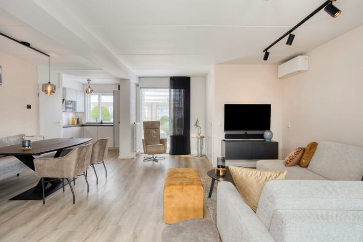 Foto 9 van Roefstraat 14