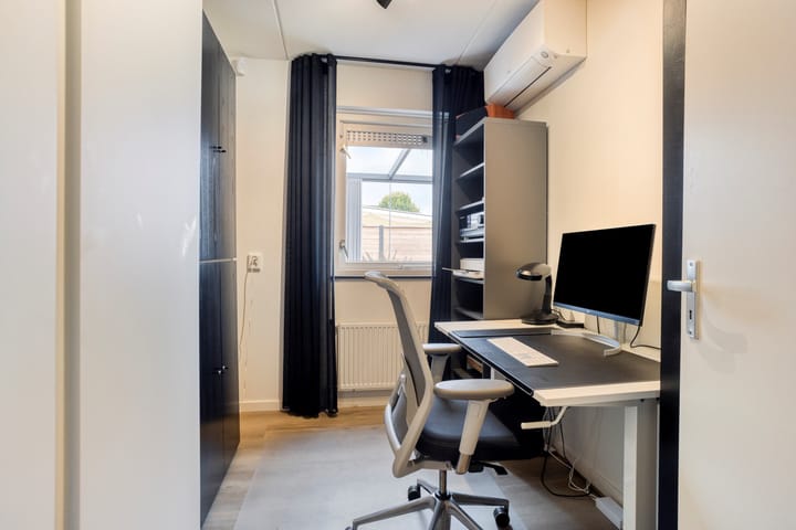 Foto 25 van Roefstraat 14