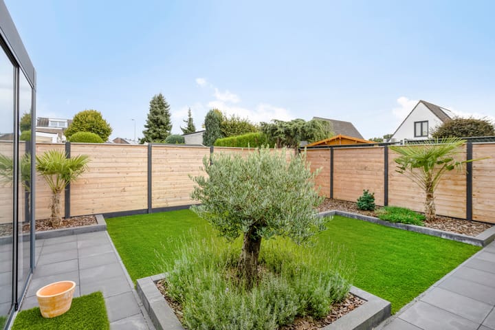 Foto 33 van Roefstraat 14