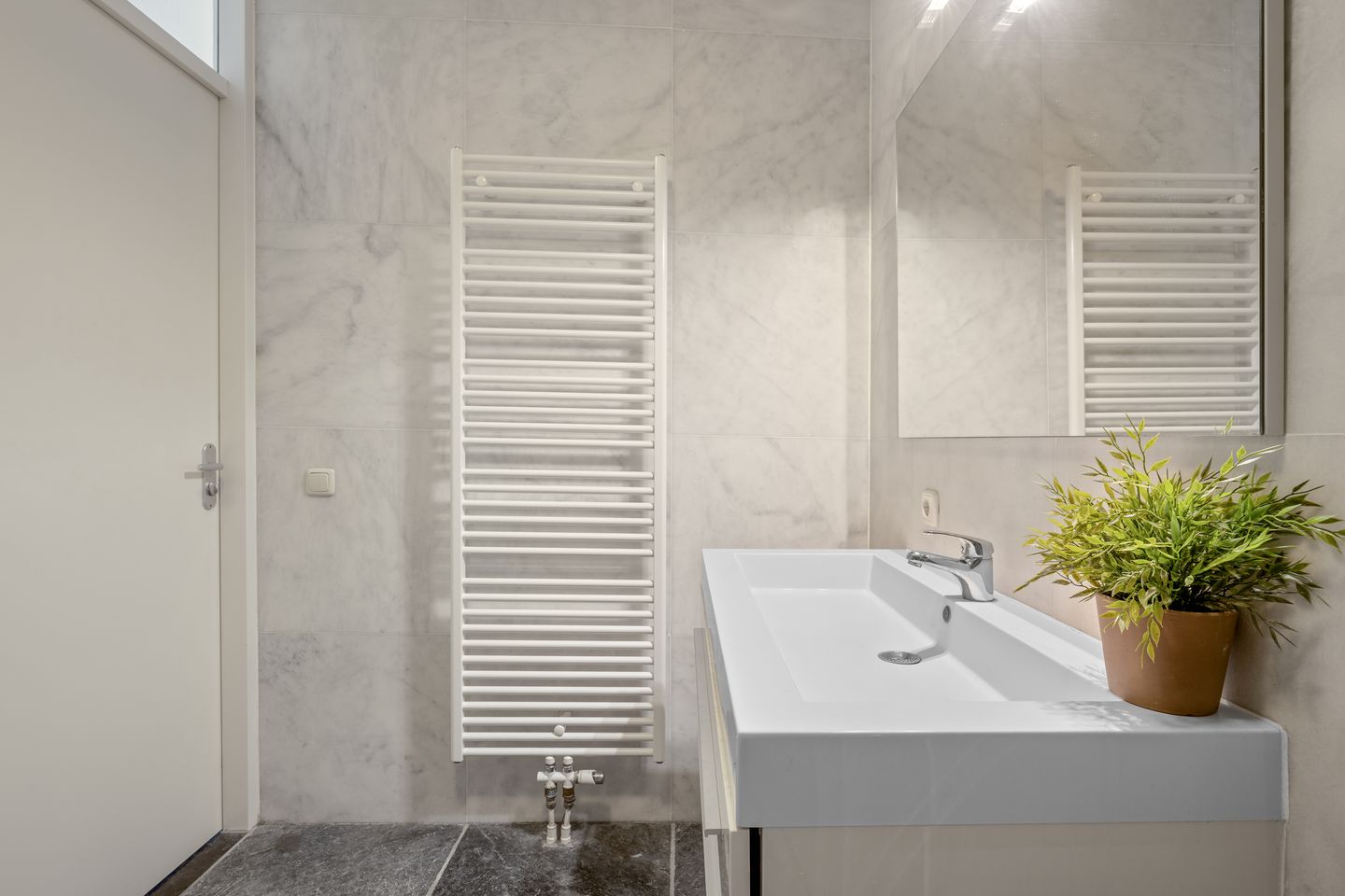 Foto 20 van Pieter Calandlaan 226-L