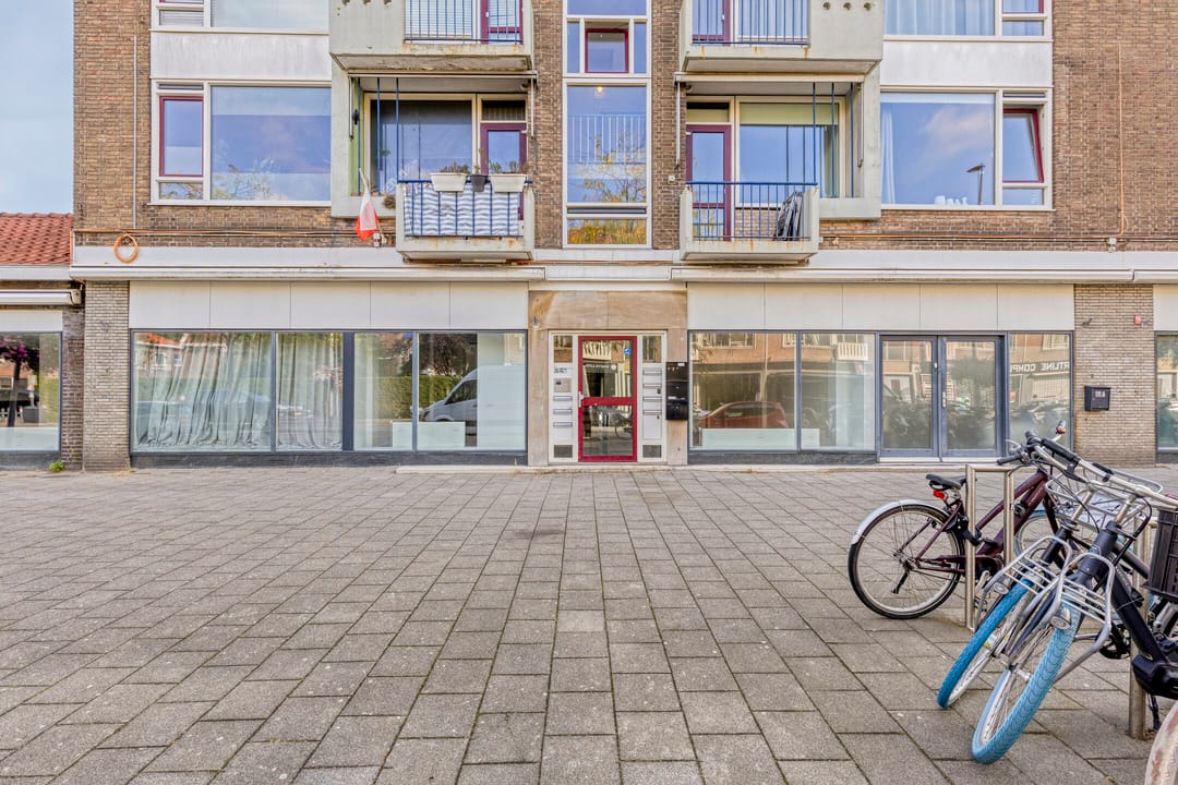 Photo 1 of Burgemeester Baumannlaan 111-B