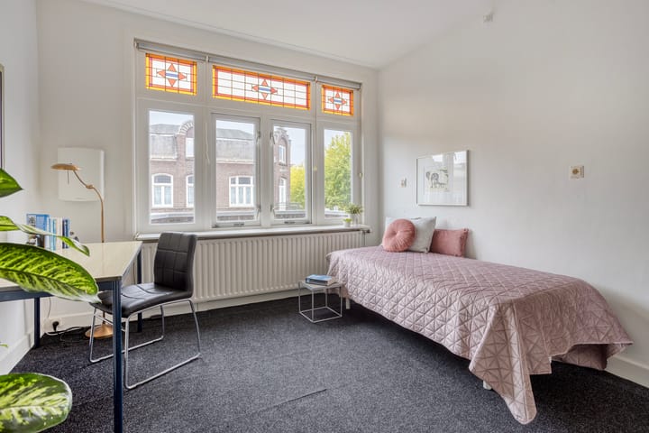 Foto 41 van Molenstraat 79