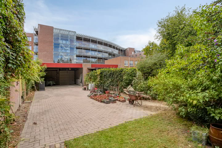 Foto 33 van Molenstraat 79