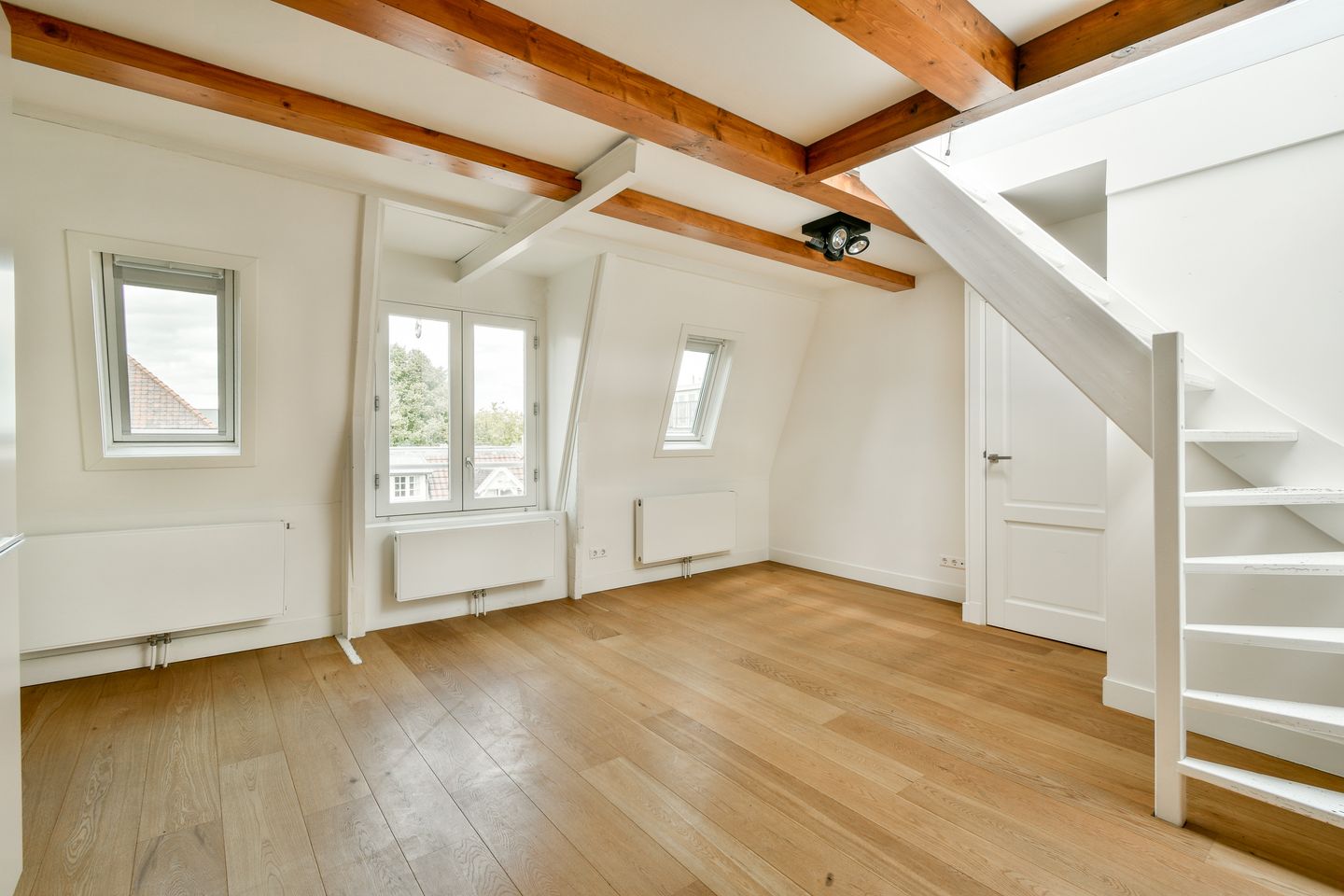 Foto 10 van Van Ostadestraat 204-4