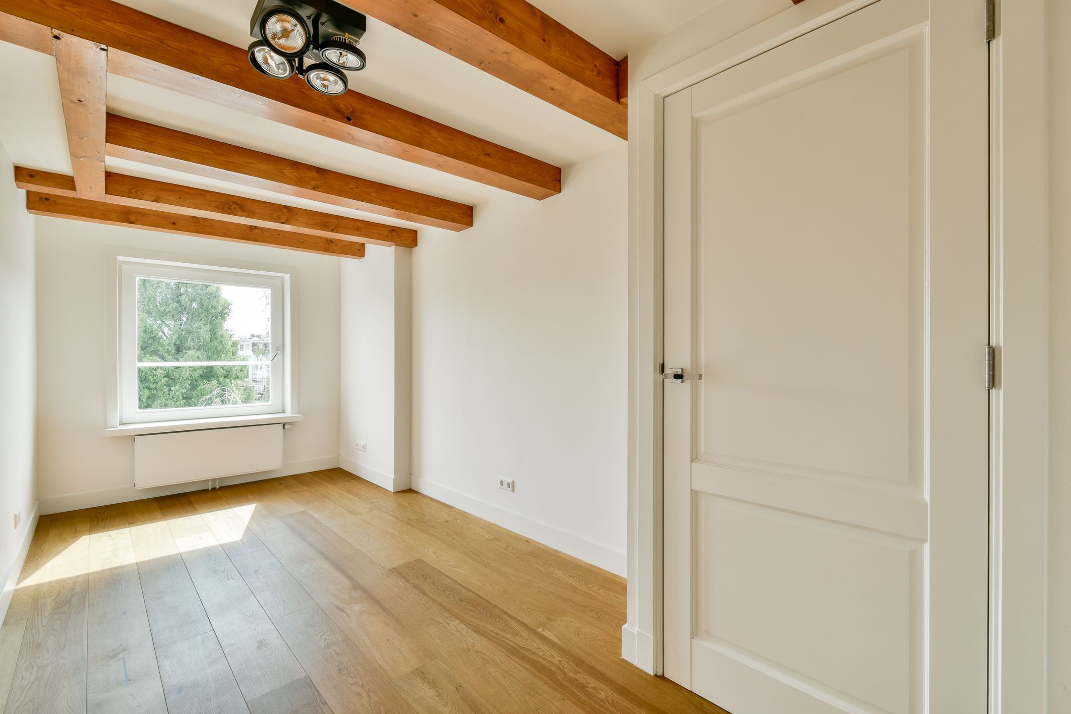 Foto 12 van Van Ostadestraat 204-4