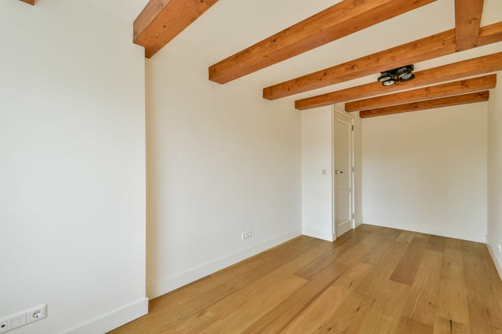 Foto 13 van Van Ostadestraat 204-4