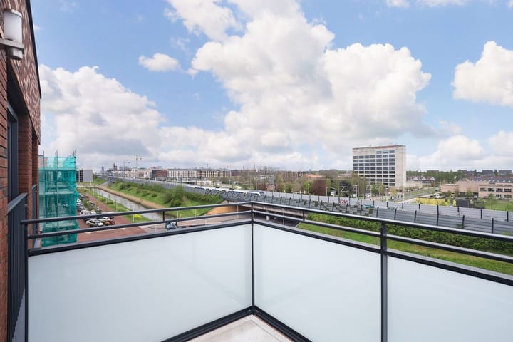 Foto 15 van Miles Davisstraat 285