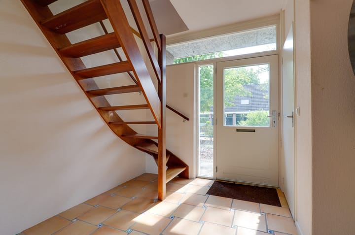 Foto 8 van Etstoel 13