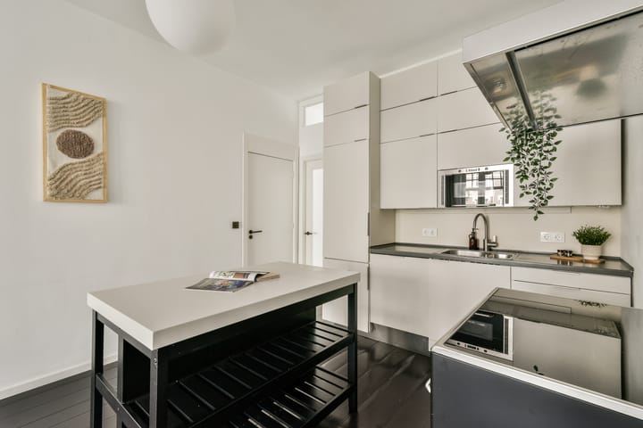 Photo 2 of Admiraal De Ruijterweg 102-2