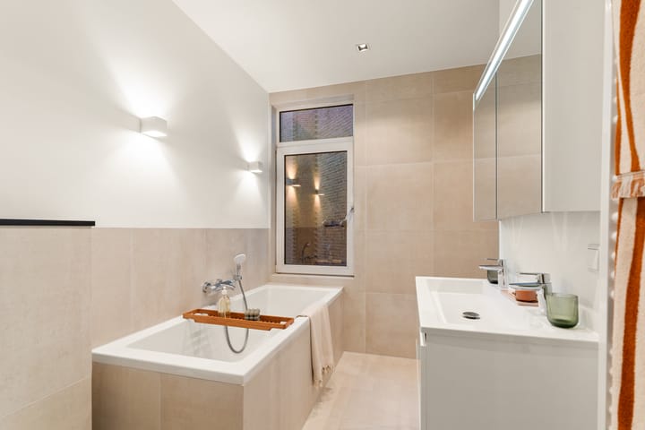 Foto 20 van Archimedesweg 10-2