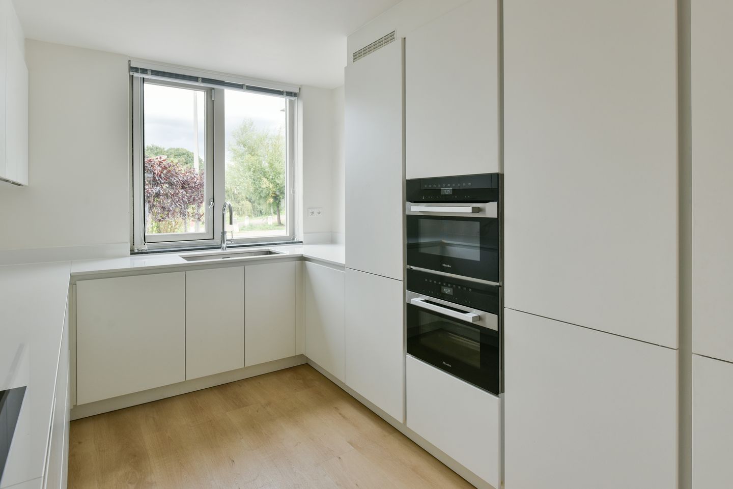 Foto 14 van Tamboer 15