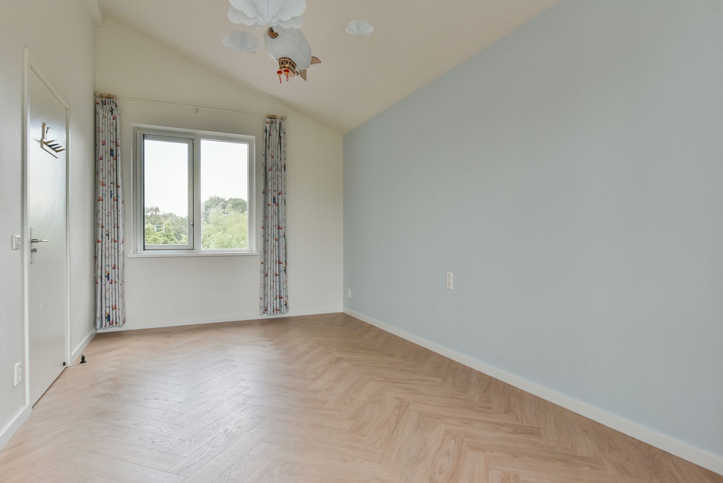 Foto 25 van Tamboer 15