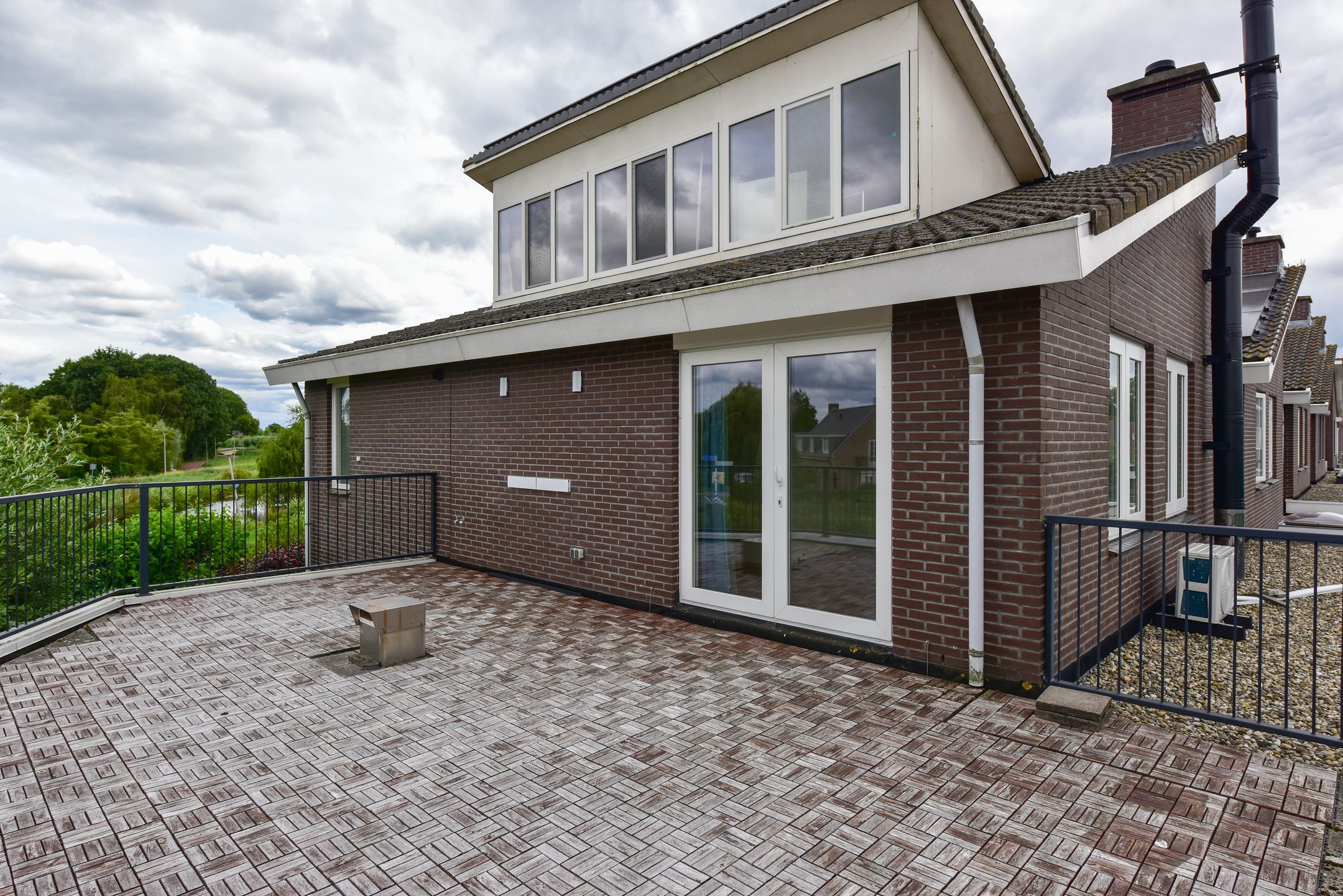 Foto 42 van Tamboer 15