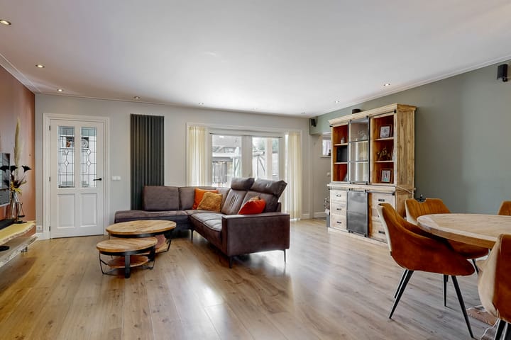 Foto 2 van Pastoor van Santestraat 33