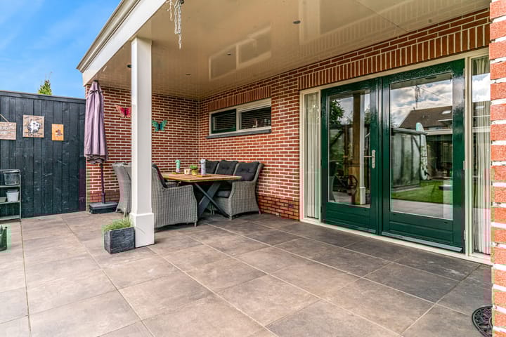 Foto 31 van Pastoor van Santestraat 33