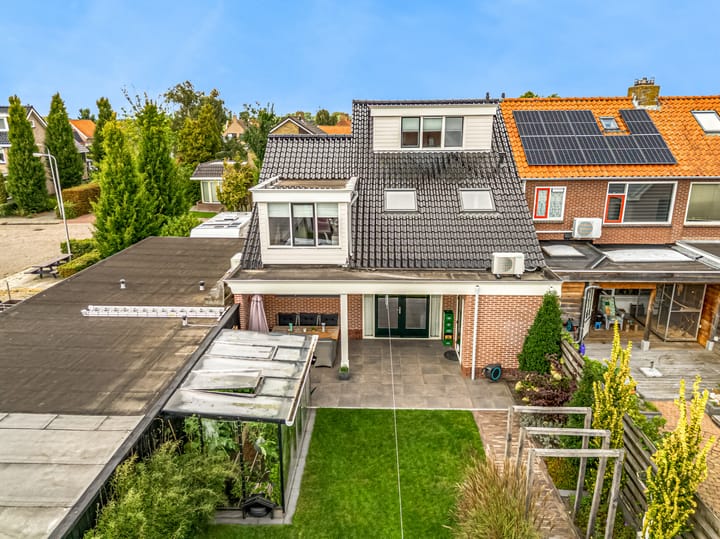 Foto 40 van Pastoor van Santestraat 33