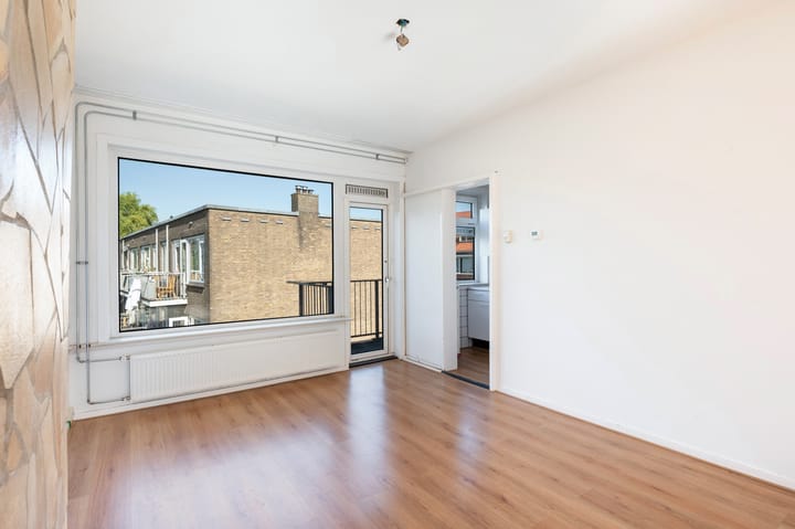 Foto 10 van Terschellingsestraat 3-C