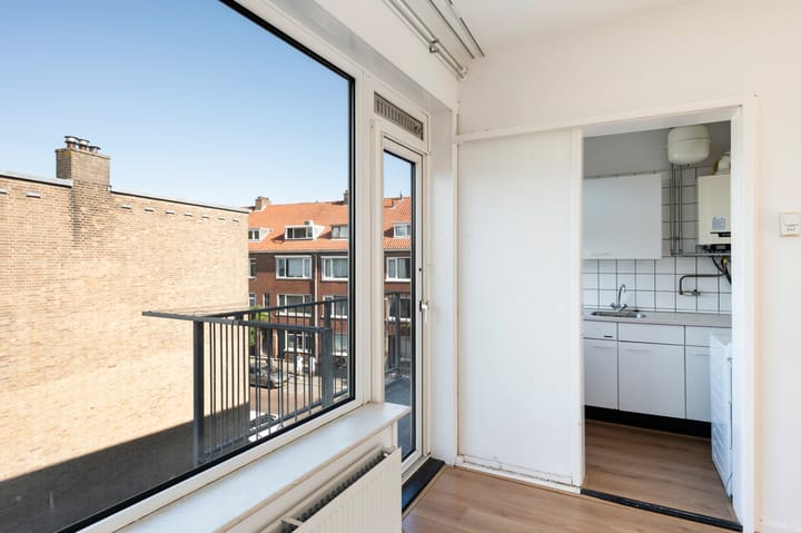 Foto 13 van Terschellingsestraat 3-C