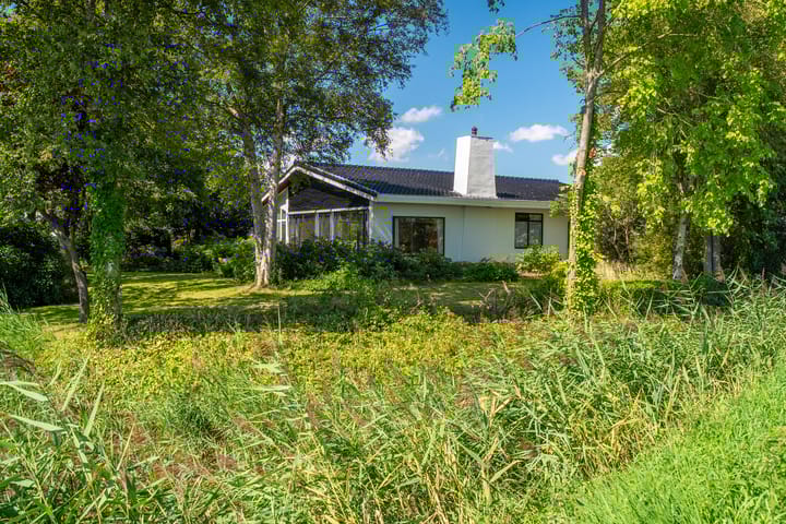 Photo 2 of Holwierderweg 1