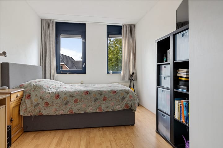 Foto 33 van Roerdompstraat 15