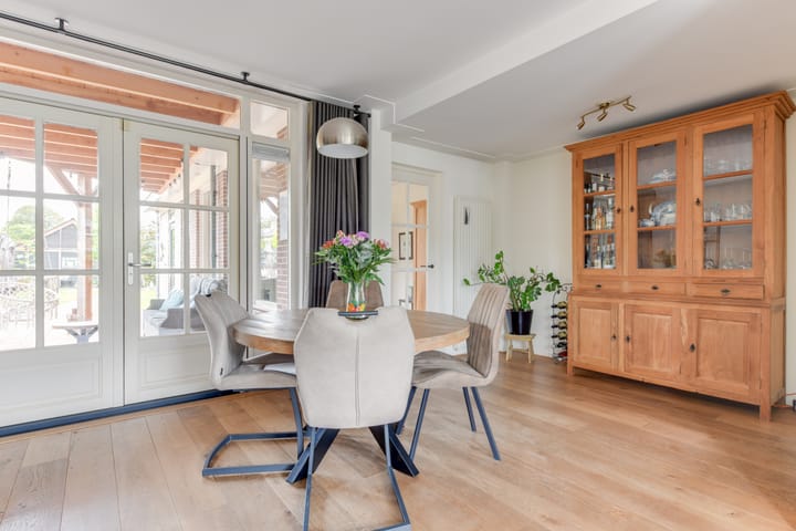 Photo 10 of A.V.H. Destreelaan 46