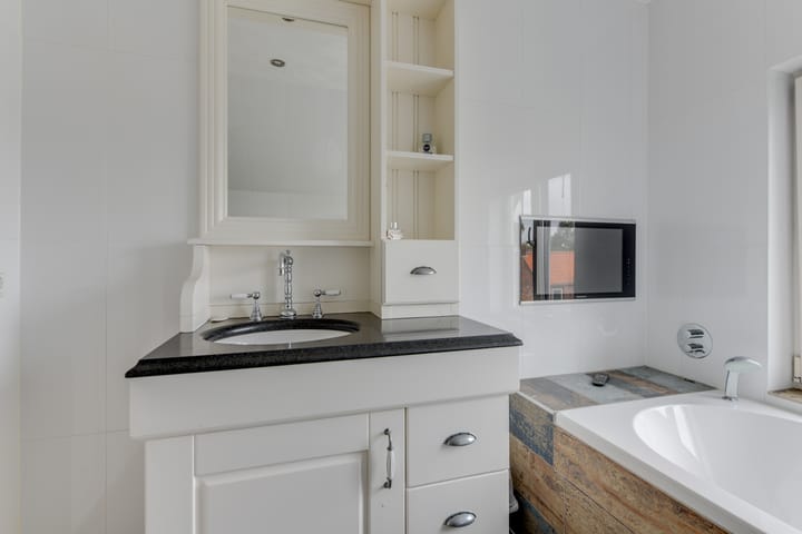 Photo 32 of A.V.H. Destreelaan 46