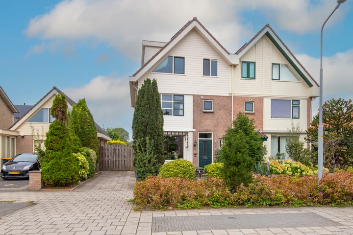 Photo 44 of A.V.H. Destreelaan 46