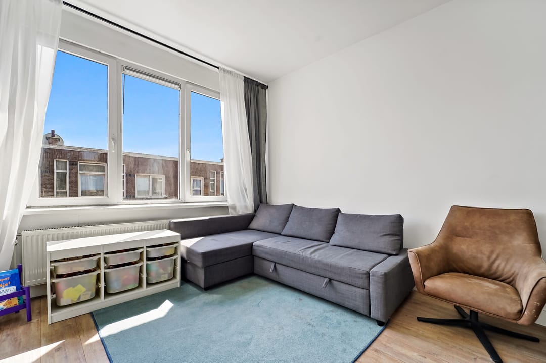 Photo 2 of Lyonnetstraat 71