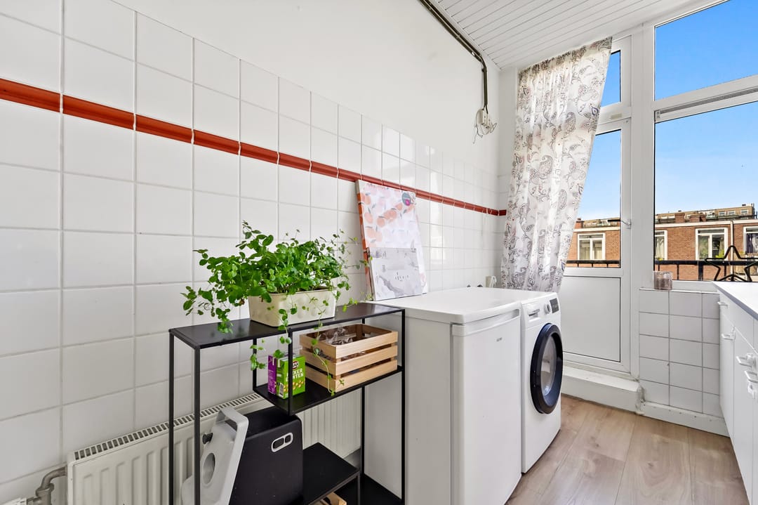 Photo 23 of Lyonnetstraat 71