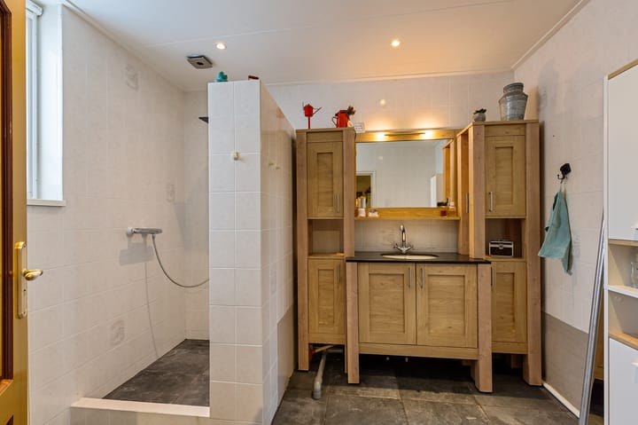 Foto 24 van Pompstraat 8