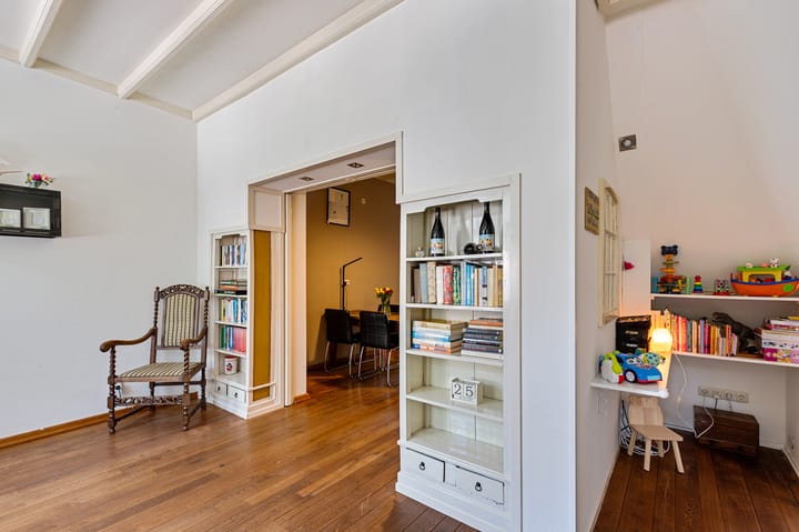 Foto 10 van Pompstraat 8