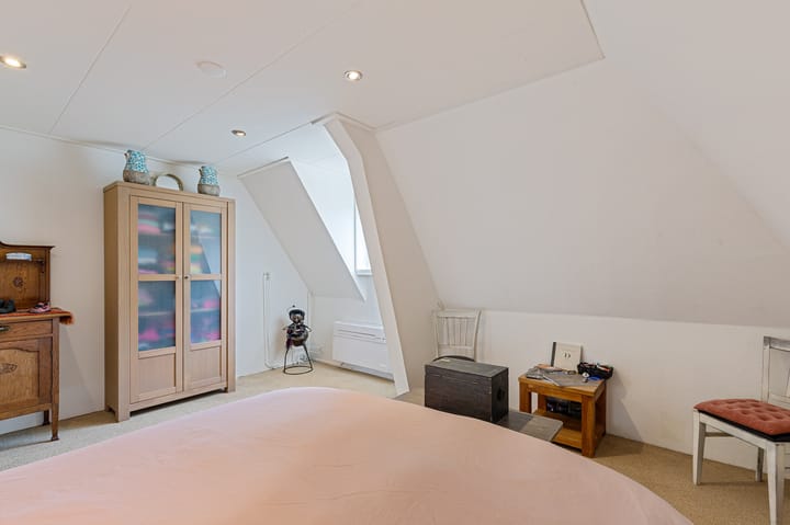 Foto 32 van Pompstraat 8