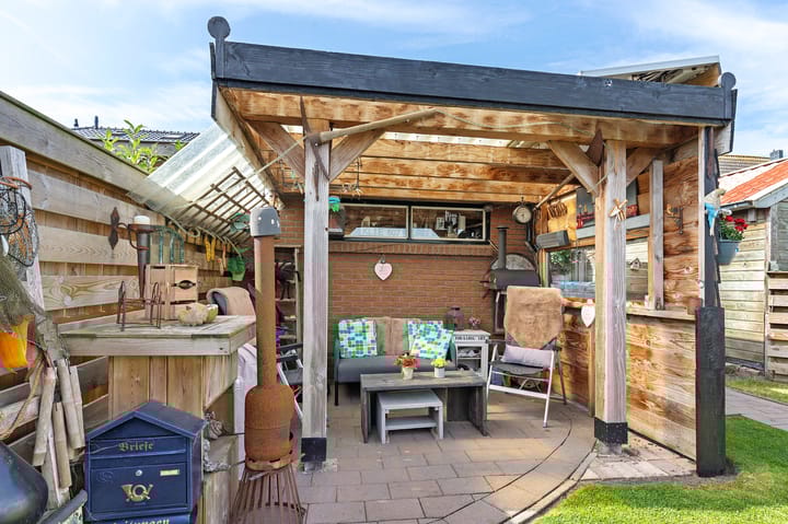 Foto 46 van Pompstraat 8