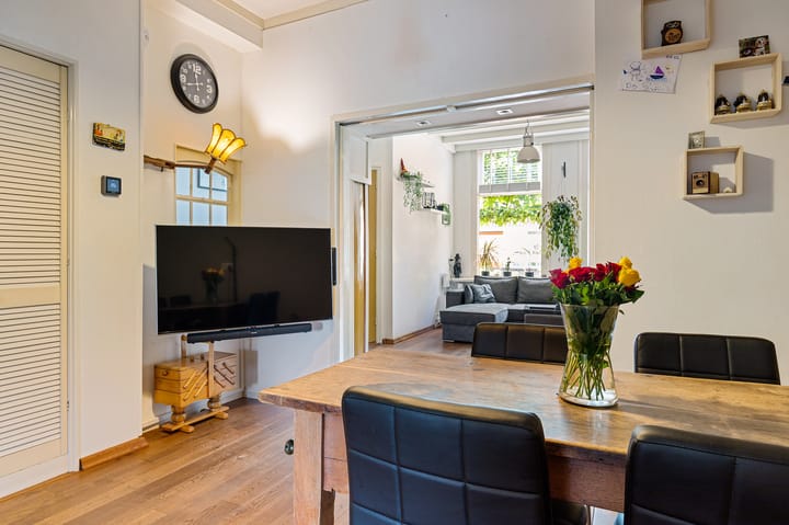 Foto 18 van Pompstraat 8