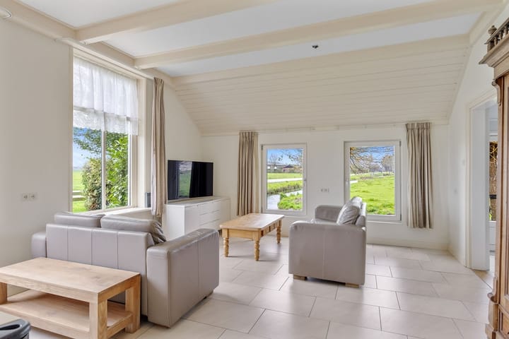 Foto 4 van van der Looswei 36