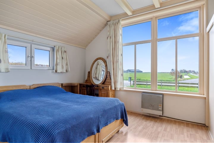 Foto 15 van van der Looswei 36