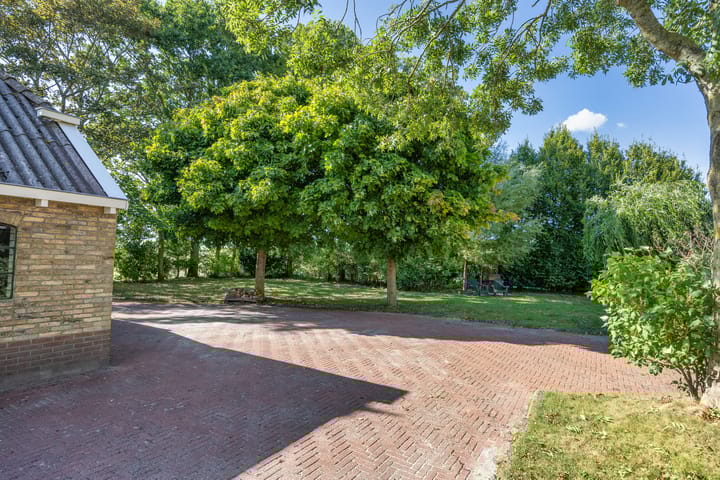 Foto 33 van van der Looswei 36