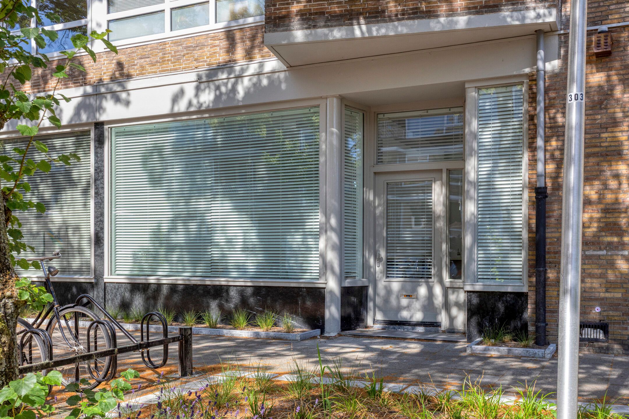 Photo 3 of Ruygenhoeklaan 3-A