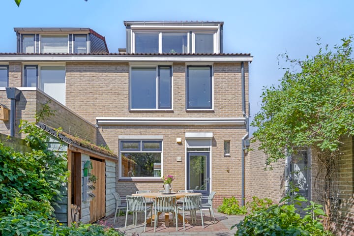 Foto 2 van Hellevoetsluisstraat 30