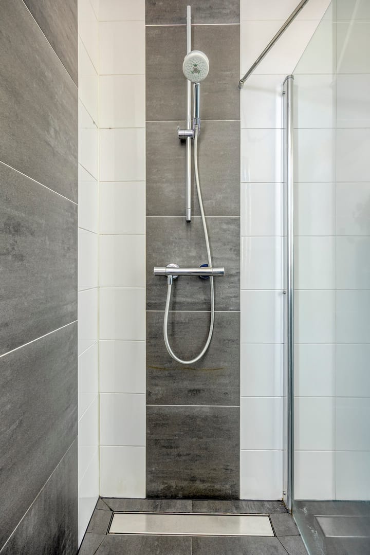 Foto 25 van Hellevoetsluisstraat 30