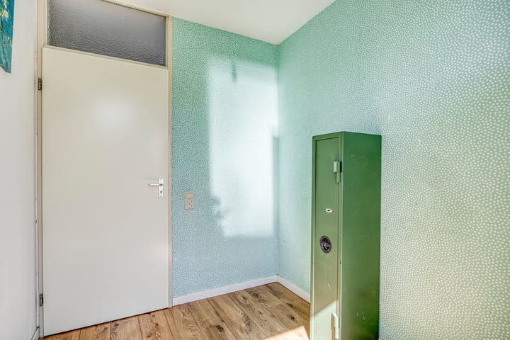 Foto 27 van Hellevoetsluisstraat 30