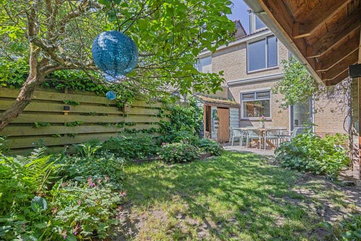 Foto 37 van Hellevoetsluisstraat 30