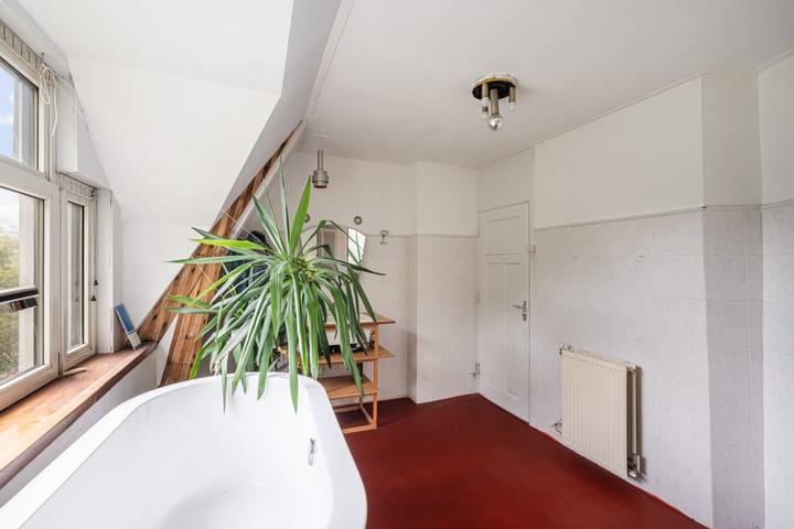 Foto 29 van Mathenesserdijk 275-C