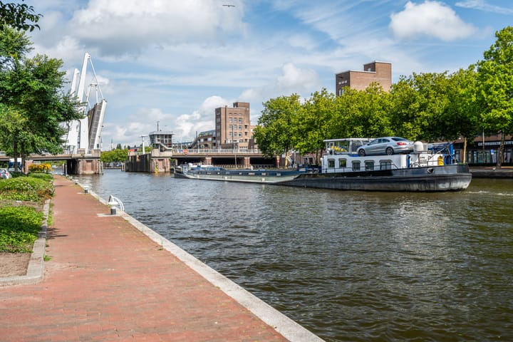 Foto 44 van Mathenesserdijk 275-C