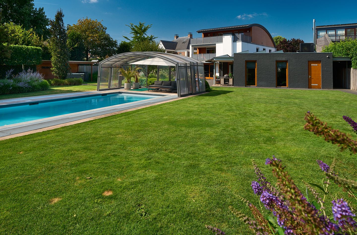 Foto 1 van Burgemeester Magneestraat 21