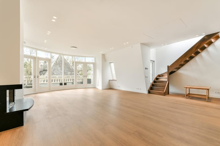 Foto 14 van Van Eeghenstraat 206